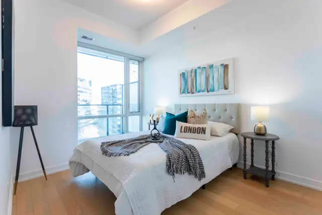 One Bedroom Downtown Condo for Sale - Photo 4