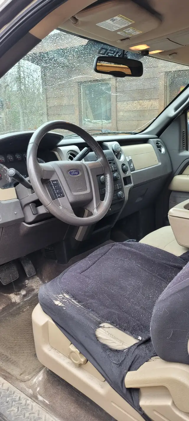 2010 ford 150 8 cyc automatic pickup - Photo 6
