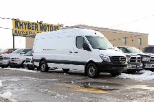 2016 Mercedes-Benz Sprinter Cargo Vans 2500 170