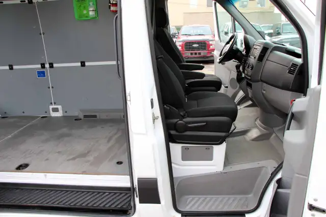 2016 Mercedes-Benz Sprinter Cargo Vans 2500 170 - Photo 14