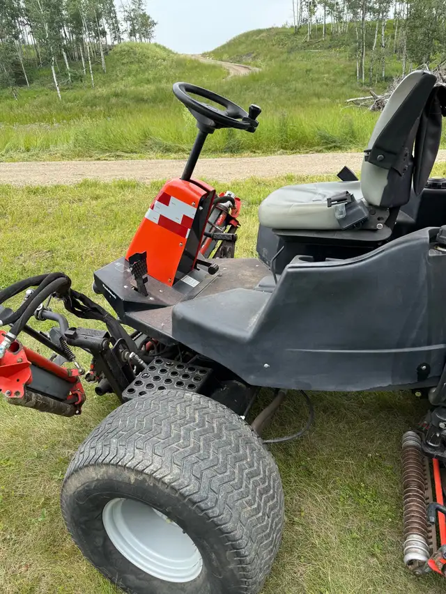 Jacobsen 3400 Mower - Photo 4