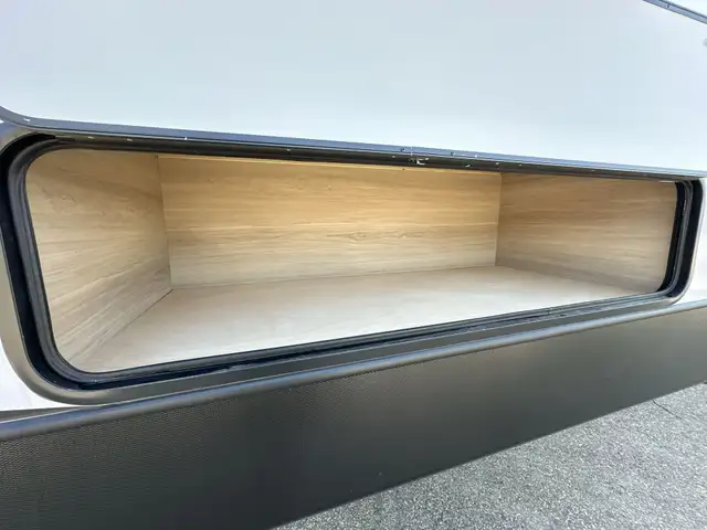 2025 Outback 328RL COUPLES UNIT, LUXURY, SPACIOUS - Photo 13
