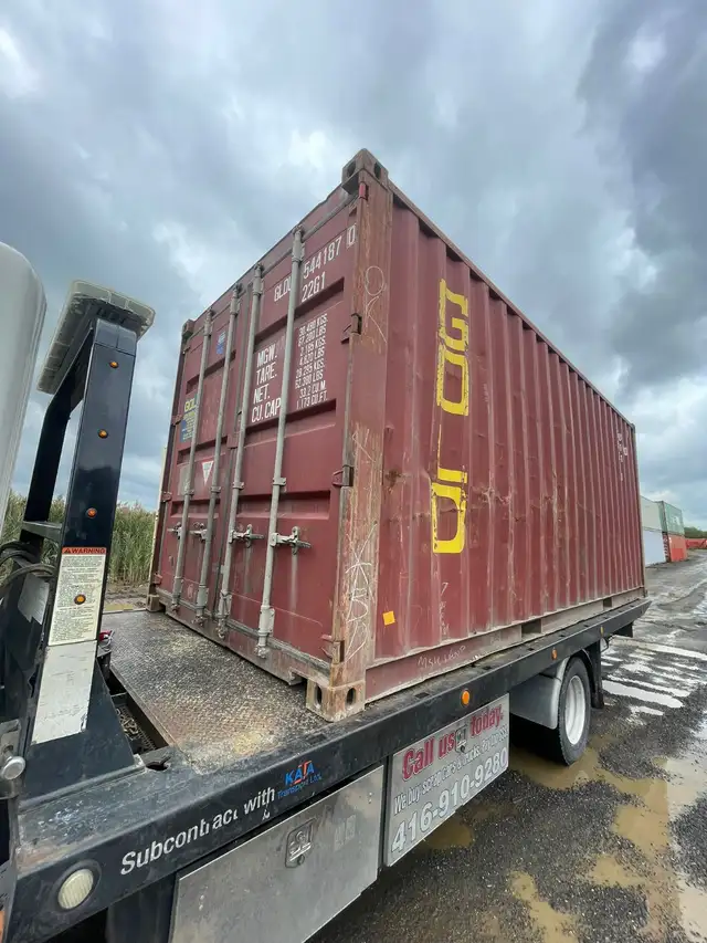 Shipping Containers For Sale — 20ft & 40ft — Delivered to Barrie
