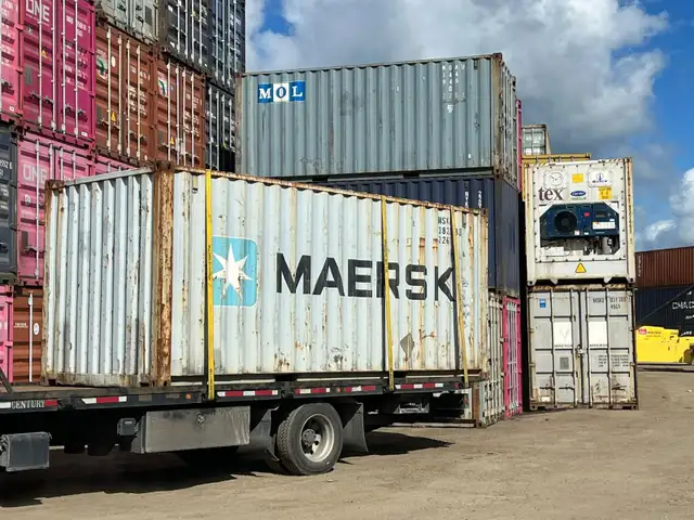 Shipping Containers For Sale — 20ft & 40ft — Delivered to Barrie - Photo 3