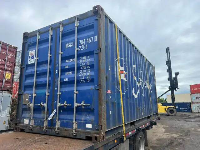 Shipping Containers For Sale — 20ft & 40ft — Delivered to Barrie - Photo 5
