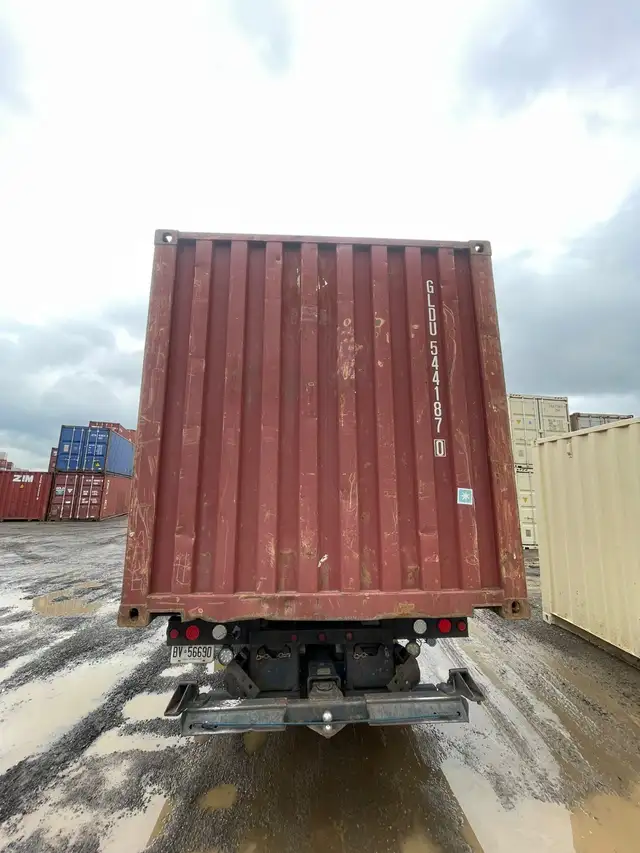 Shipping Containers For Sale — 20ft & 40ft — Delivered to Barrie - Photo 9