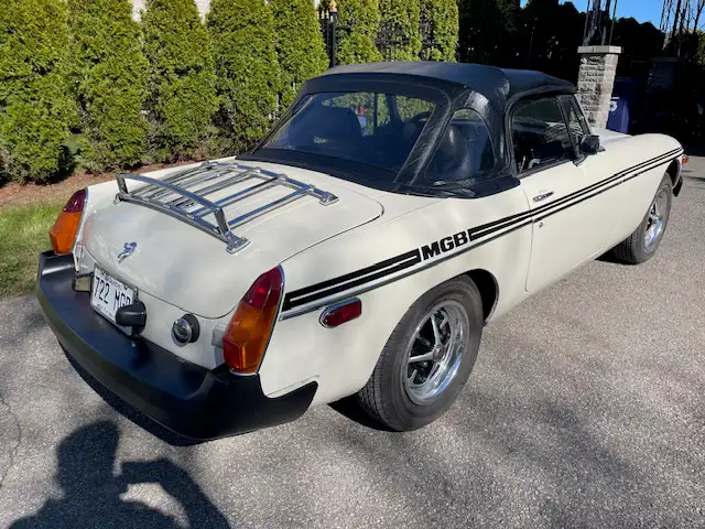 1980 MGB Roadster - Photo 3