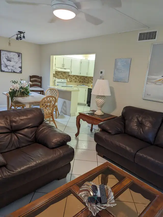 WEST PALM BEACCondo $2600/mJun-Dec tba bellgroupdev@gmail.com - Photo 3