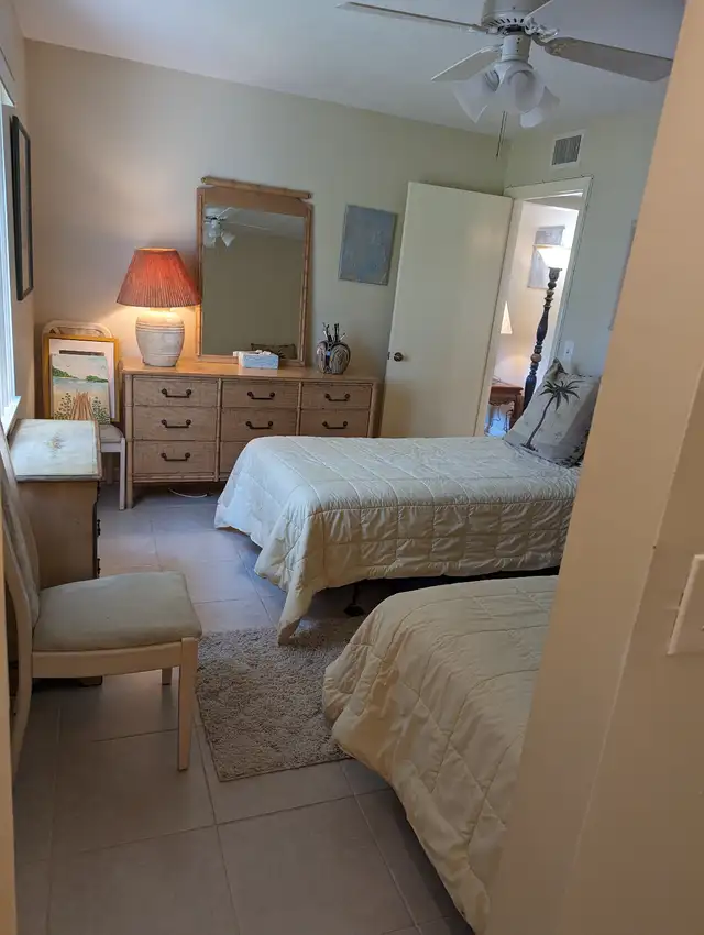WEST PALM BEACCondo $2600/mJun-Dec tba bellgroupdev@gmail.com - Photo 6