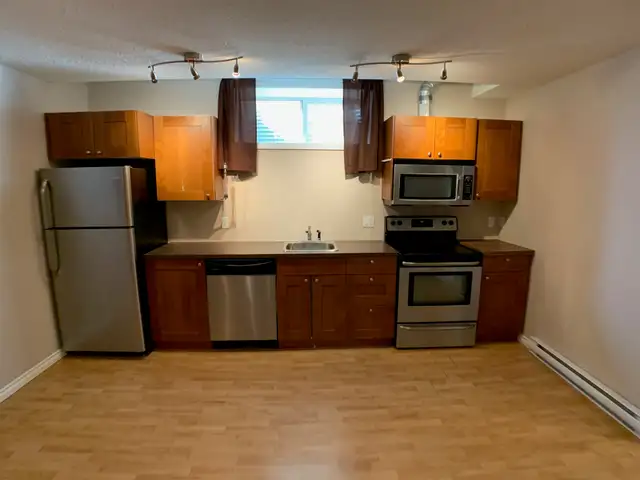 328B Falcon Dr - Photo 2