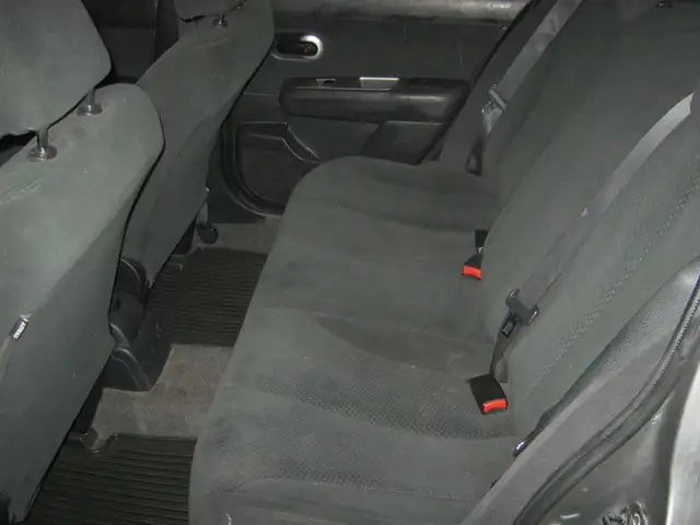 2012 Nissan Versa S PETIT BUDGET !! - Photo 8