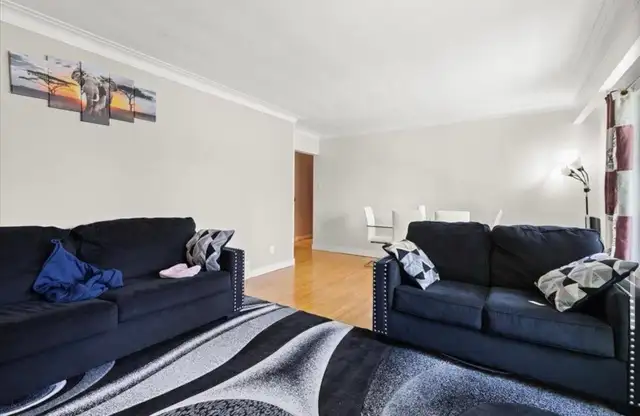 House For Rent - Photo 2
