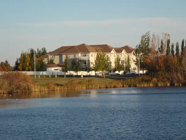 2 Bdrm, 2 Bath , Clean Quiet, Adult Only Apts in West Lethbridge
