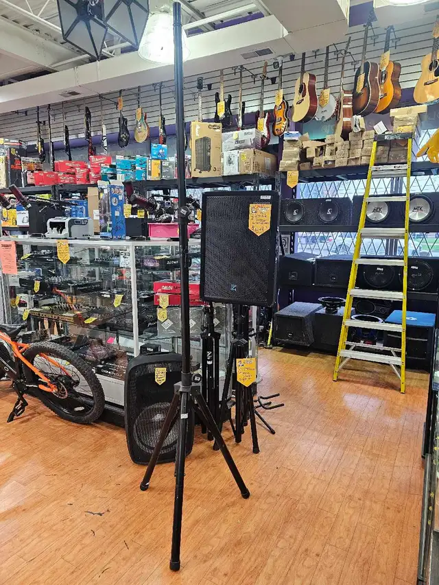 ON Stage Adjustable Speaker Stand - Photo 2