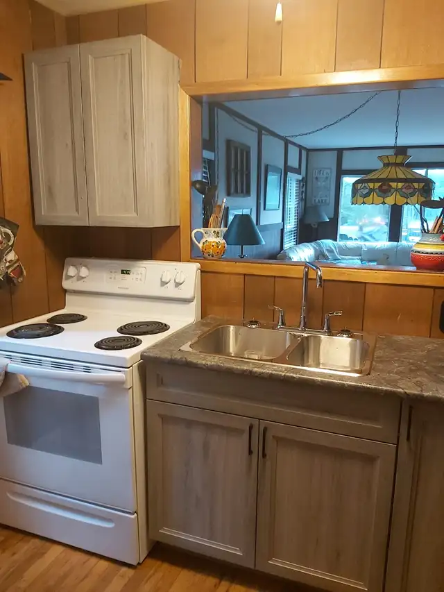 3 Bdrm Cottage on No Motor Lake Haliburtion Highlands - Photo 4