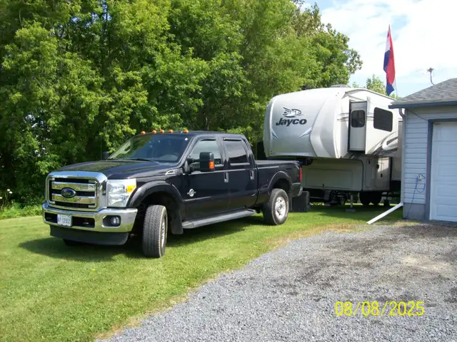 2018 Jayco Eagle 339 FLQS - Photo 2