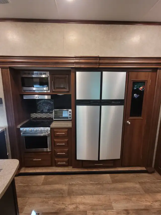 2018 Jayco Eagle 339 FLQS - Photo 5