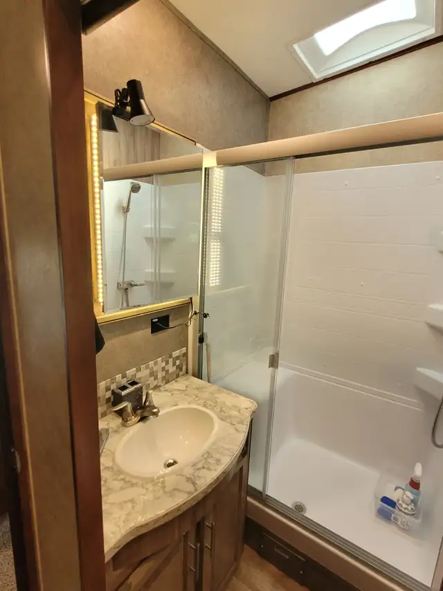 2018 Jayco Eagle 339 FLQS - Photo 10