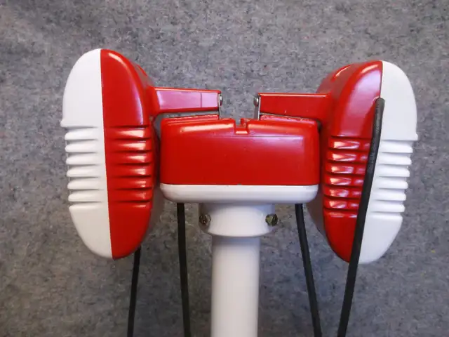 2 Vintage Eprad Drive-In Speakers with Stand Fully Restored Coke - Photo 3