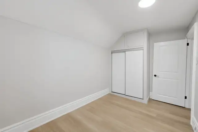 4 Bed 2 bath St.Thomas Home for sale - Photo 10