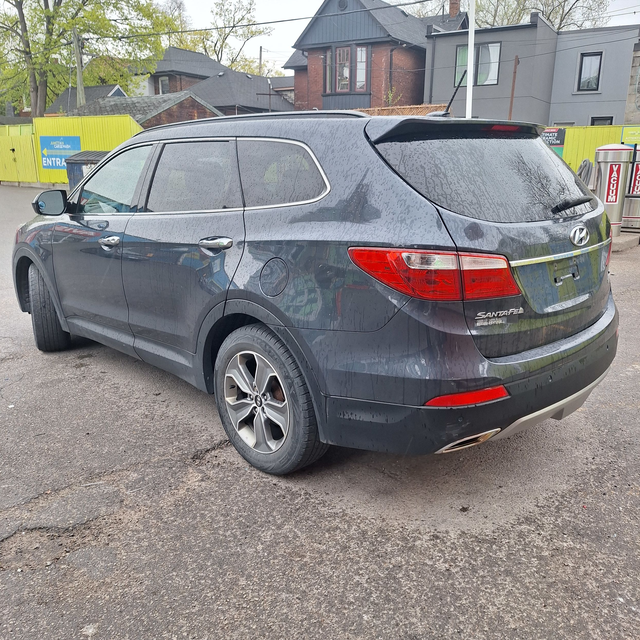 2015 Hyundai Santa Fe XL Premium AWD, 3.3l 6cyl, No Accidents - Photo 7