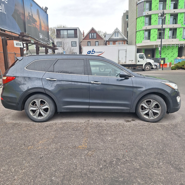 2015 Hyundai Santa Fe XL Premium AWD, 3.3l 6cyl, No Accidents - Photo 10
