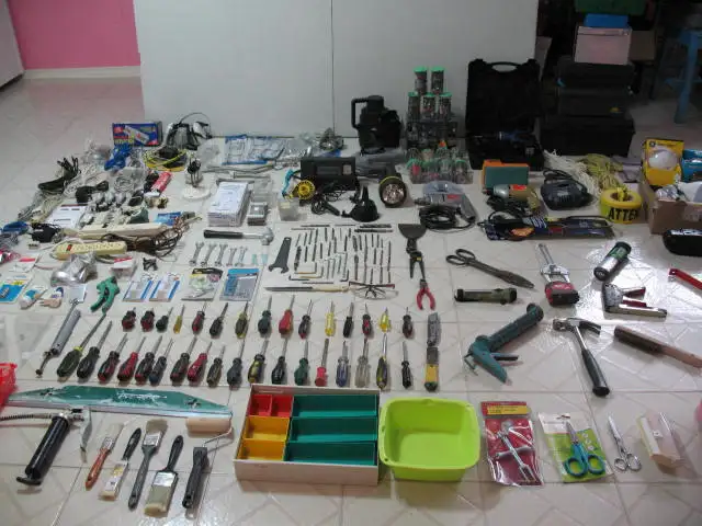 5 Power Tools, 1000's of Fasteners, 400 plus Hand Tools - Photo 10