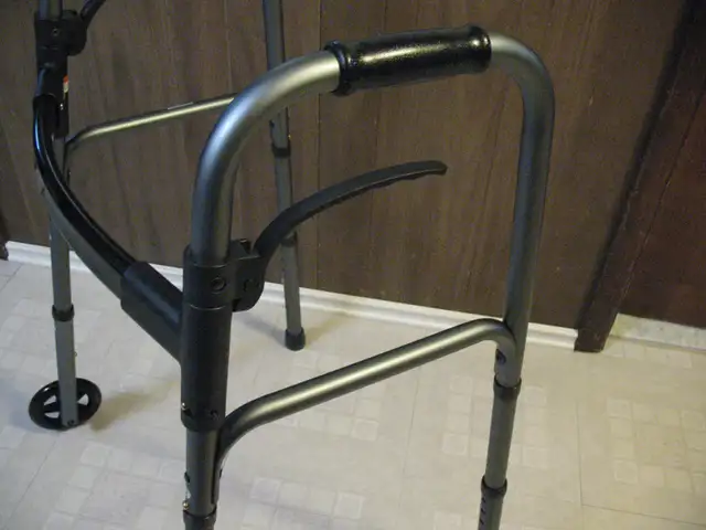 Adjustable Aluminum Walker with 2 Front Wheels, BRAND NEW - Photo 9