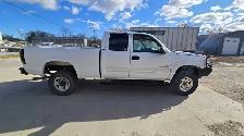 2004 Chevrolet Silverado 2500HD Duramax LB7 4X4 - Photo 3