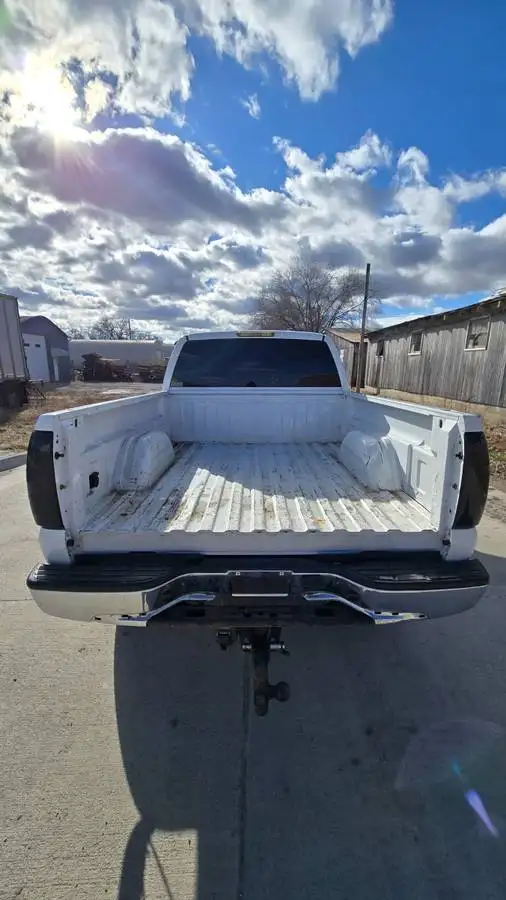 2004 Chevrolet Silverado 2500HD Duramax LB7 4X4 - Photo 4