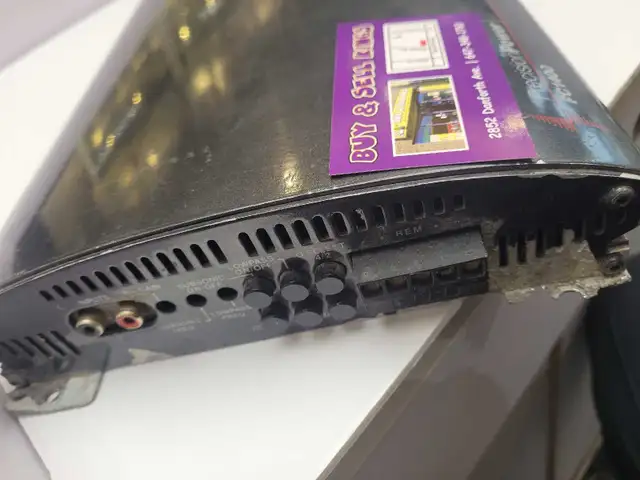 Precision Power PC1400 2-Channel Amplifier - Photo 2