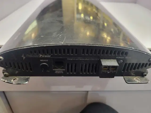 Precision Power PC1400 2-Channel Amplifier - Photo 3