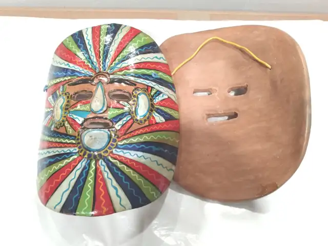 4 MEXICAN POTTERY MASKS / MASQUES EN POTERIE MEXIQUE - Photo 2