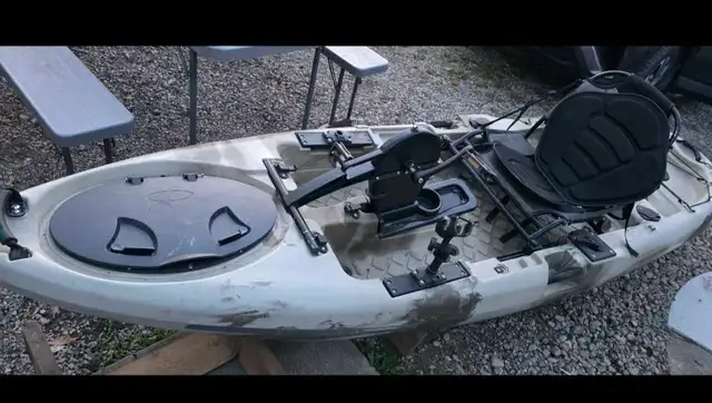 PREMIUM PEDAL DRIVE FISHING KAYAK - READY FOR THE WATER - Photo 4