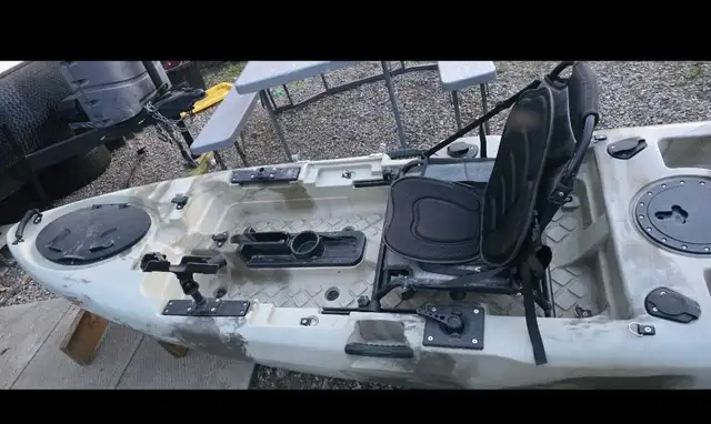 PREMIUM PEDAL DRIVE FISHING KAYAK - READY FOR THE WATER - Photo 5