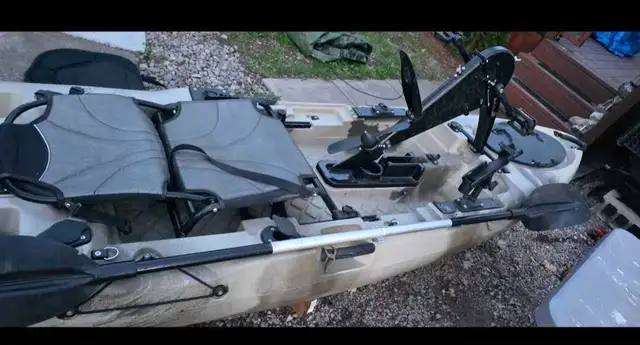 PREMIUM PEDAL DRIVE FISHING KAYAK - READY FOR THE WATER - Photo 9