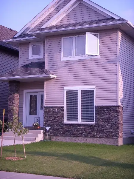 2 Story House for Rent