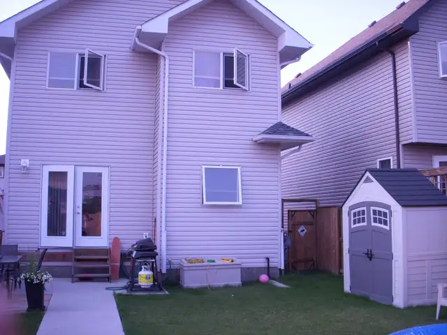 2 Story House for Rent - Photo 3