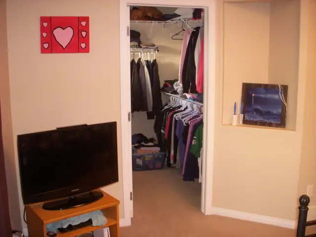 2 Story House for Rent - Photo 8