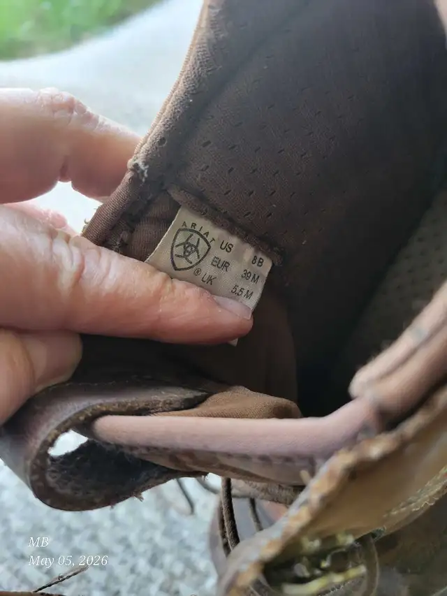 ARIAT WOMEN'S LACE-UP LEATHER BOOTS - Photo 4