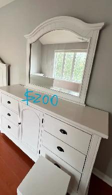 dressing table