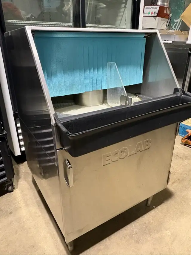 MOYER DIEBEL ROTARY GLASSWASHER - Photo 3