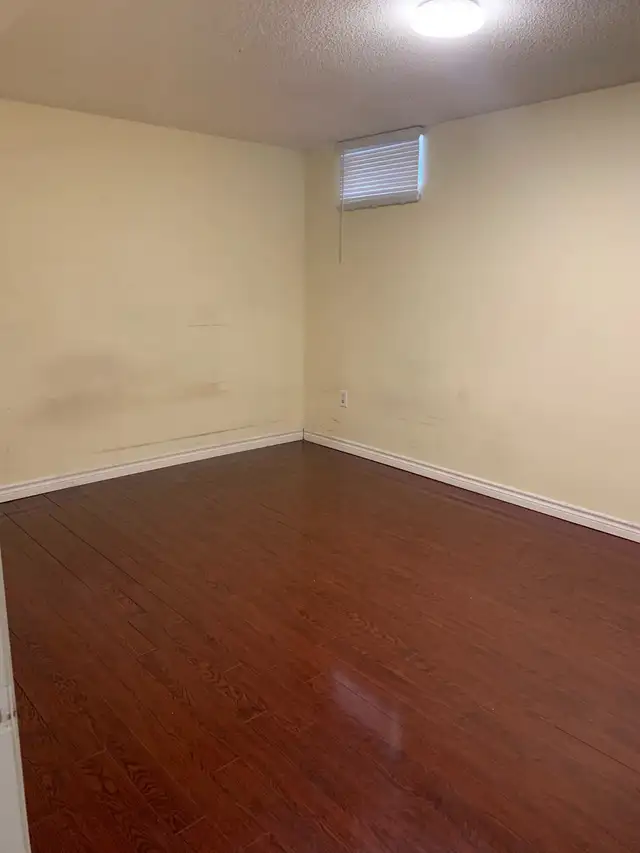 Legal two bedroom basement  for rent - Photo 4