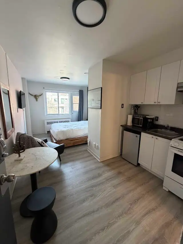 STUDIO MEUBLÉ TOUT INCLUT - Montréal | Plateau - Photo 2