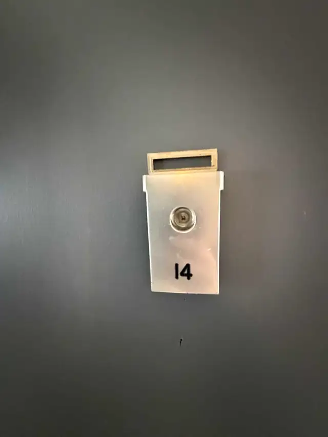 STUDIO MEUBLÉ TOUT INCLUT - Montréal | Plateau - Photo 9