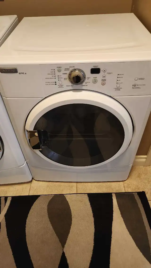 Front load washer and dryer - Photo 3