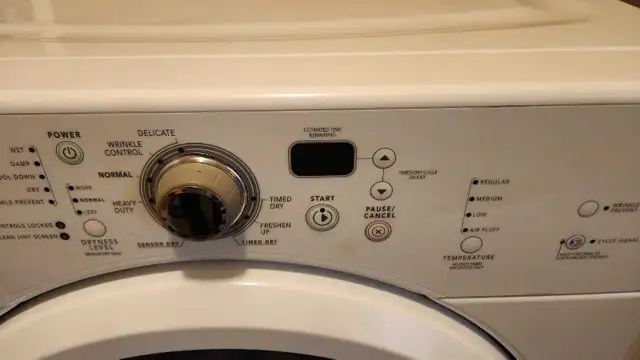 Front load washer and dryer - Photo 7