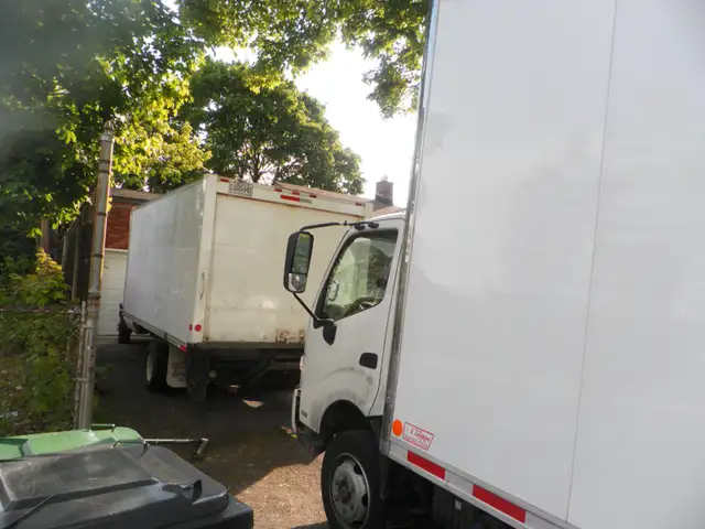 ON RECRUTENT DES CHAUFEURS CLASSE 05 CAMIONS 20 PIEDS - Photo 3