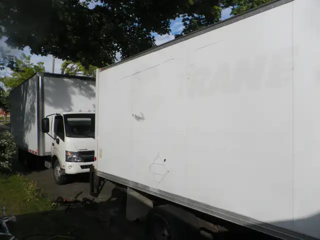 ON RECRUTENT DES CHAUFEURS CLASSE 05 CAMIONS 20 PIEDS - Photo 4