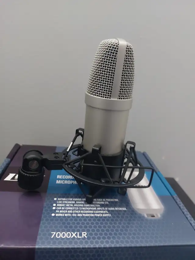 LYNXPRO RECORDING CONDENSER MICROPHONE $30!! - Photo 3